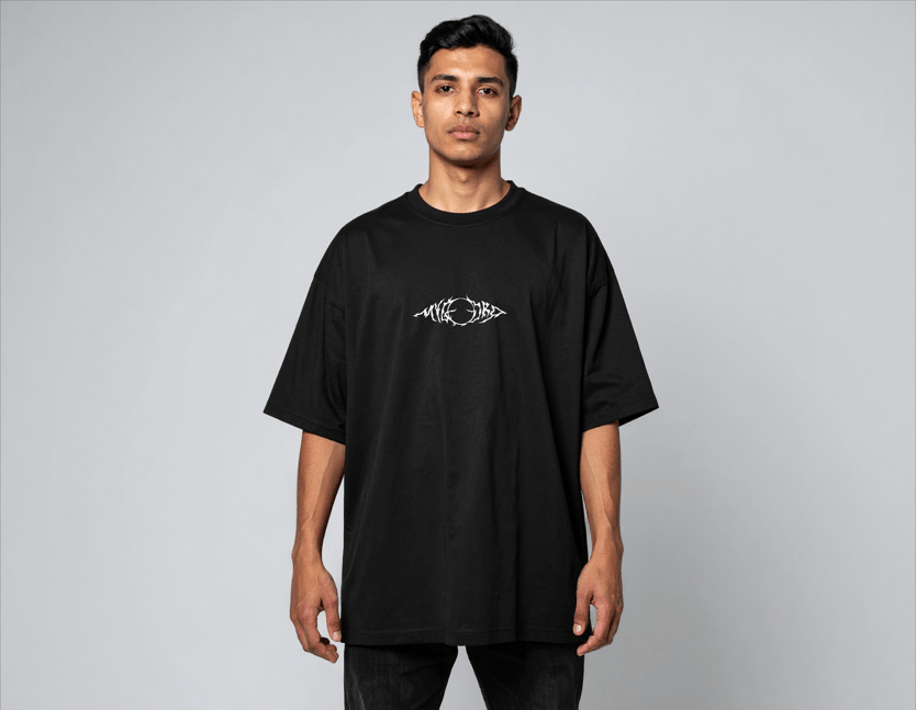 BOND Oversized T-shirt w/ Intricate Design 5 - MYGORD