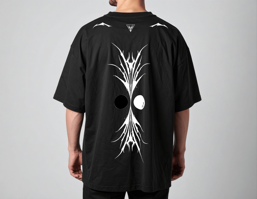 BOND Oversized T-shirt w/ Intricate Design 6 - MYGORD
